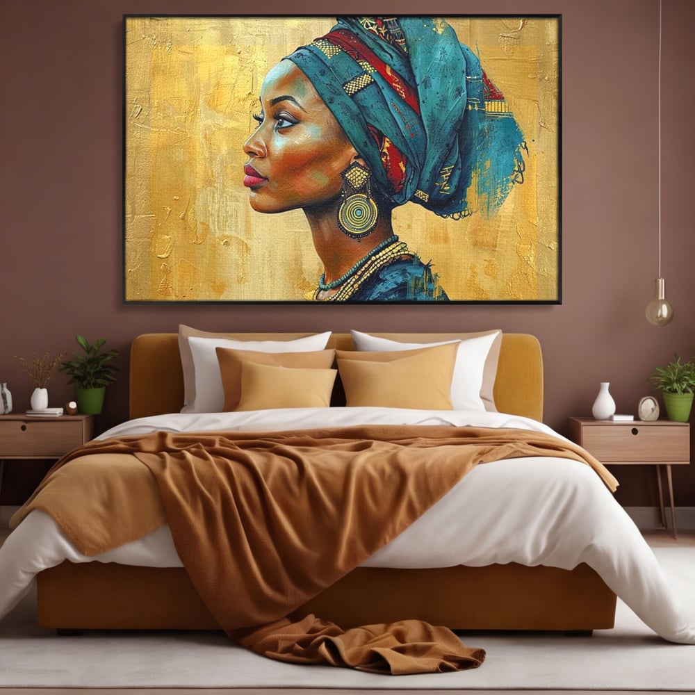 Tablou canvas cu tablou canvas cu profil de femeie, in rama de aluminiu negru, pe perete intr-un dormitor